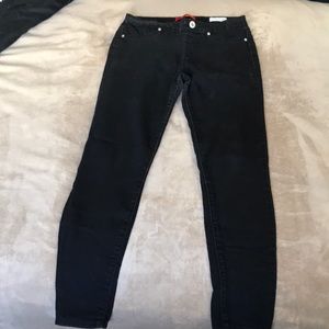 Guess Black Low Rise Pull On Lena Fit Jeans sz.M